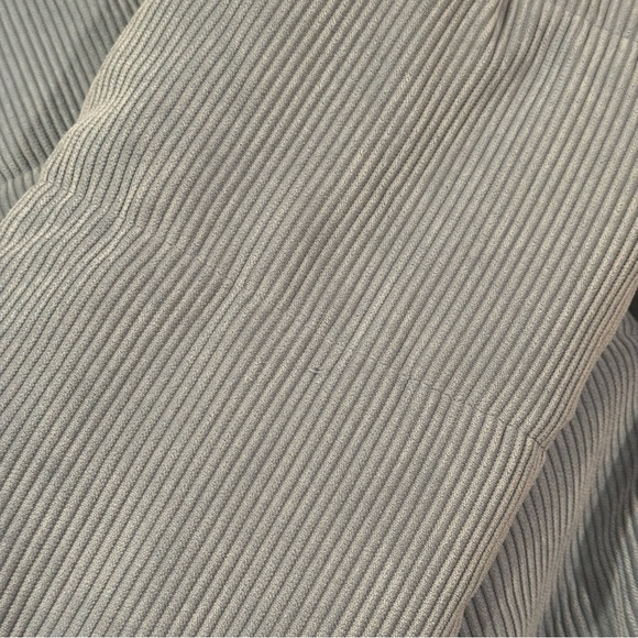 Wild Fable Corduroy Puffer Cropped Bomber Jacket with Zipper and Pockets Size L - Picture 14 of 14